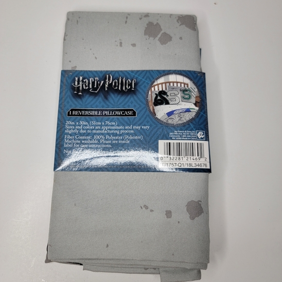 Harry Potter Pillowcase Reversible 20" x 30" Slytherin - Picture 3 of 3